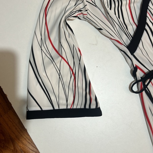 DAMZELS MIDI DRESS LONG SLEEVES V NECK TIE WAIST STRIPED DRESS IN SIZE SMALL - Picture 8 of 8